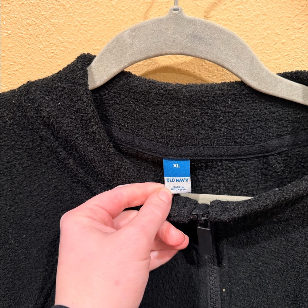 Old Navy Black Half-Zip Fleece Pullover - Picture 2 of 3